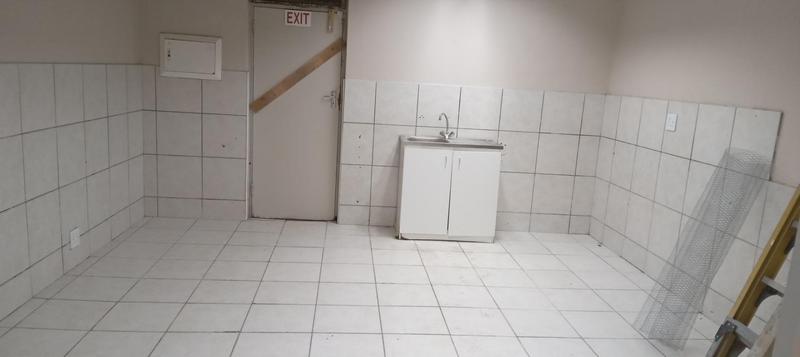 To Let commercial Property for Rent in East London Eastern Cape